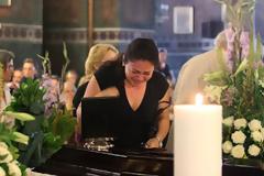 Στη δημοσιότητα: Η συγκλονιστική επιστολή προς τον Στέλιο Παπαθεμελή για τον θάνατο της κόρης του