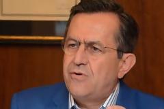 Νίκος Νικολόπουλος: 