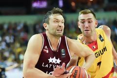 ΠΑΛΕΨΕ ΓΙΑ ΤΟ ΒΕΛΓΙΟ Ο ΛΟΤΖΕΣΚΙ ΑΛΛΑ... *ΒΙΝΤΕΟ*