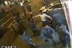 Αυτά παθαίνεις αν πουλάς μαγκιά σε λάθος άτομα: Δεν ήξερες δεν ρώταγες; [video]