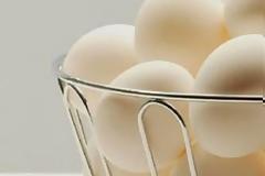 Συσφικτική μάσκα προσώπου με αυγό