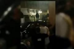 ΦΥΓΑΔΕΥΤΗΚΕ ΑΠΟ ΜΠΑΡ ΓΙΑ ΝΑ ΜΗΝ ΤΙΣ... ΦΑΕΙ Ο ΠΙΚΕ! *ΒΙΝΤΕΟ*