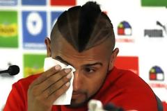 ΤΑ... ΑΡΝΕΙΤΑΙ ΟΛΑ Ο ΒΙΔΑΛ ΤΗΣ ΜΠΑΓΕΡΝ! *ΒΙΝΤΕΟ*