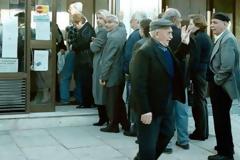 Συντάξεις: Ποιοι σε Δημόσιο, ΙΚΑ, ΟΑΕΕ και ειδικά Ταμεία γλιτώνουν την αύξηση ορίων