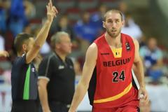ΕΚΑΝΕ ΠΑΡΤΙ ΚΑΙ... buzzer beater ΚΟΝΤΡΑ ΣΤΗ ΛΙΘΟΥΑΝΙΑ Ο ΛΟΤΖΕΣΚΙ! (PHOTO & VIDEO)