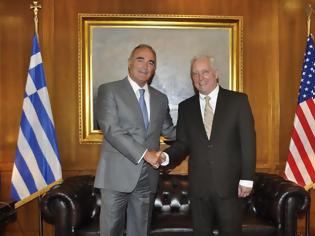 Φωτογραφία για Συνάντηση ΥΕΘΑ Ιωάννη Γιάγκου με τον Πρέσβη των Η.Π.Α. στην Ελλάδα