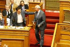 Τσίπρας vs Μειμαράκη: Πού υπερτερούν και πού χάνουν οι δύο αρχηγοί - Τι δείχνει έρευνα για οικονομικά και μεταναστευτικό