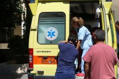 Σφοδρή σύγκρουση Ι.Χ. με μοτοσικλέτα στην Αμαλιάδα - Σοβαρά τραυματισμένος 25χρονος