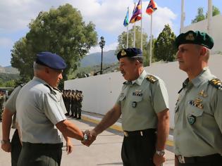 Φωτογραφία για Επίσκεψη Αρχηγού ΓΕΕΘΑ στην ΑΣΔΕΝ