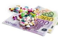 «Μπλόκαρε» η ανατιμολόγηση των φαρμάκων στον τροϊκανό Καρόνε!