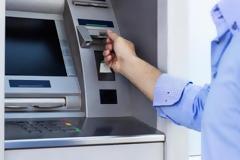 Τι αλλάζει στα capital control - Εκτός περιορισμών ό,τι επιστρέφει