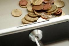 Άδειο το ταμείο - Πώς ξέμεινε το Δημόσιο μόνο με 10 εκατ. ευρώ