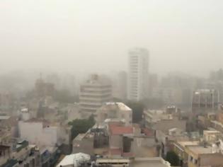 Φωτογραφία για Φεύγει η σκόνη της Συρίας έρχεται κόκκινη σκόνη απο Αφρική