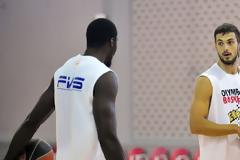 ΕΠΙΤΕΛΟΥΣ... ΕΥΧΑΡΙΣΤΑ ΓΙΑ ΠΑΠΑΠΕΤΡΟΥ!