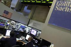 GOLDMAN SACHS: ΡΕΑΛΙΣΤΙΚΟ ΣΕΝΑΡΙΟ ΓΙΑ ΤΗΝ ΕΛΛΑΔΑ Η ΕΦΑΡΜΟΓΗ ΤΟΥ ΜΝΗΜΟΝΙΟΥ
