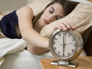 Φωτογραφία για Κοιμάσαι λιγότερο ή περισσότερο από 6.5 ώρες; Διάβασε τι προκαλεί στην καρδιά