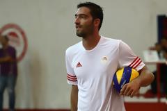 ΤΑΜΠΟΥΡΑΤΖΗΣ : ΕΜΠΝΕΕΙ ΤΟΥΣ ΑΘΛΗΤΕΣ Ο ΠΙΑΤΣΑ