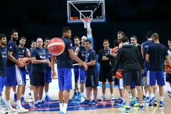 ΜΕ... ΝΕΣΤΕΡΟΒΙΤΣ Η ΠΡΟΠΟΝΗΣΗ ΤΗΣ ΕΘΝΙΚΗΣ ΣΤΟ ΛΙΛ! (PHOTOS)