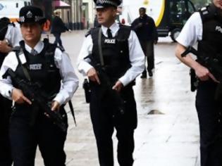 Φωτογραφία για Βρετανία: Ρεκόρ με 299 συλλήψεις για τρομοκρατία σε ένα έτος