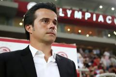 ΔΕΝ... ΑΝΟΙΓΕΙ ΤΑ ΧΑΡΤΙΑ ΤΟΥ Ο ΣΙΛΒΑ