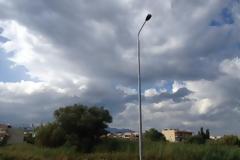 Ο καιρός του Σαββατοκύριακου - Για μπάνιο στις παραλίες ή με τις ομπρέλες στη βροχή;