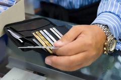 Αυτή είναι η πρώτη ελληνική εταιρεία που δεν δέχεται… μετρητά