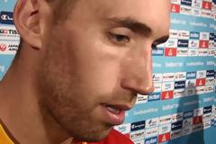 ΥΠΟΚΛΙΘΗΚΕ ΣΤΗΝ ΕΛΛΗΝΙΚΗ... «ΟΜΑΔΑ» Ο ΛΟΤΖΕΣΚΙ!