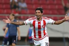 ΤΑ ΕΚΑΝΕ... 30 ΜΕ ΤΗ ΦΑΝΕΛΑ ΤΟΥ ΘΡΥΛΟΥ Ο ΤΣΟΡΙ!