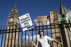 ΔΙΧΑΣΜΟΣ ΣΤΗΝ ΕΥΡΩΠΗ ΑΠΟ ΤΗΝ ΠΡΟΣΦΥΓΙΚΗ ΚΡΙΣΗ