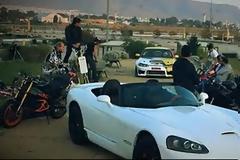 Ένα video με πολλή ταχύτητα, μηχανές, drift και κόλπα!