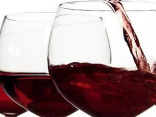 Φωτογραφία για Το κόκκινο κρασί και η σοκολάτα προστατεύουν από τη νόσο Αλτσχάιμερ