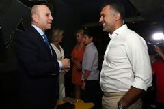 Θα πείσουν κάποιοι τον Αλαφούζο να διώξει τον Αναστασίου;