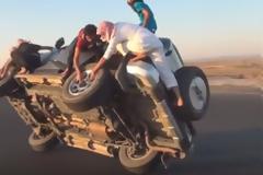 Απίστευτο: Δείτε πως αλλάζουν λάστιχα στη Σαουδική Αραβία...[video]