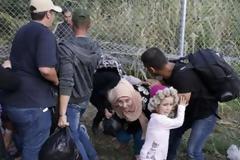 Σκληροί αντιμεταναστευτικοί νόμοι στην Ουγγαρία: Μπλόκα, συλλήψεις, απελάσεις