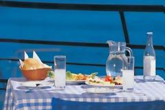 Ο ρόλος του ούζου στη διατροφή μας