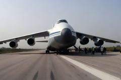 Η Ρωσία κατασκευάζει μεγάλη πίστα προσγέιωσης στη Λαττάκεια