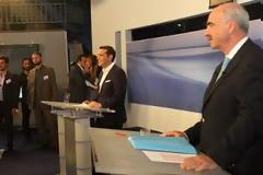 Ο Γερμανικός Τύπος για το ντιμπέιτ