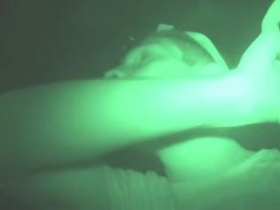 Φωτογραφία για Εξερευνόντας τη στοιχειωμένη βίλα του Αλέξανδρου Ιόλα - Ένα πραγματικά τρομακτικό ντοκιμαντέρ [video]