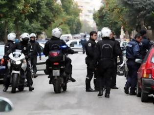 Φωτογραφία για Είχαν σπείρει τον τρόμο στους δρόμους της Νίκαιας - Δεν γλίτωσαν όμως από τους αστυνομικούς της ομάδας ΔΙ.ΑΣ