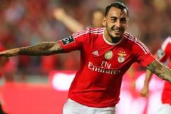 ΤΟ 'ΚΑΝΕ ΚΑΙ ΣΤΟ... CHAMPIONS LEAGUE ΜΕ ΤΗΝ ΜΠΕΝΦΙΚΑ Ο ΜΗΤΡΟΓΛΟΥ! *ΒΙΝΤΕΟ*