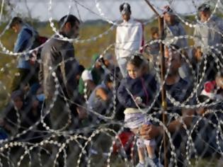 Φωτογραφία για Στρατόπεδο συγκέντρωσης θυμίζουν τα σύνορα της Ουγγαρίας