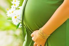 Γιατί σηκώνονταν όρθιοι οι Μικρασιάτες, όταν περνούσε μια έγκυος γυναίκα;