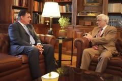 Ο Πρόεδρος της Δημοκρατίας εξήρε το έργο των Ελλήνων γιατρών σε συνάντηση με τον Θ. Δημόπουλο