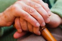 Σε αδιέξοδο τα γηροκομεία από την αύξηση του ΦΠΑ στο 23%