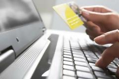 Capital controls: Επιστρέφουν οι πληρωμές σε Paypal και eBay