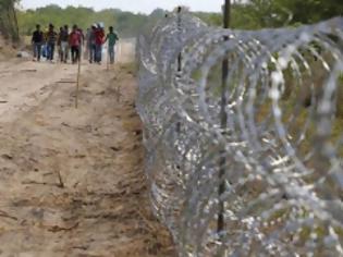 Φωτογραφία για Ούγγρος ΥΠΕΞ: Να στείλει η ΕΕ στρατό στην Ελλάδα για τους πρόσφυγες