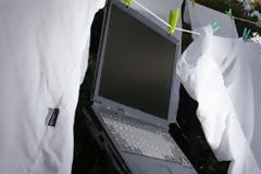 Αυτός είναι ο τρόπος για να καθαρίζουμε το πληκτρολόγιο του λάπτοπ μας