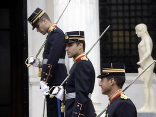 Φωτογραφία για Επίδομα παραμεθορίου: Προεκλογικά παιχνίδια με την τσέπη των στρατιωτικών