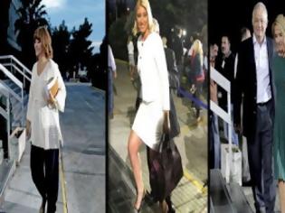 Φωτογραφία για Ποια κορυφαία brands έντυσαν τις τέσσερις γυναίκες δημοσιογράφους και πόσο κοστίζουν τα ρούχα που φόρεσαν στο debate;