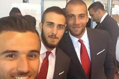 Ο ΦΟΡΤΟΥΝΗΣ ΚΑΙ Η... ΕΡΥΘΡΟΛΕΥΚΗ ΠΑΡΕΑ ΤΟΥ! (ΡΗΟΤΟ)